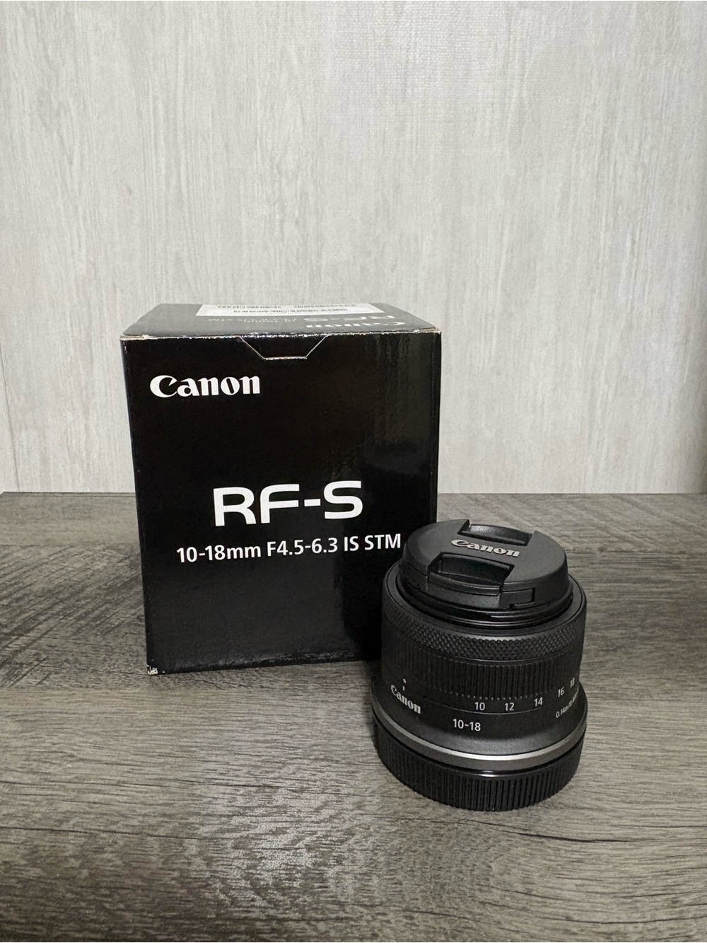 Canon RF-S 10-18mm Wide-Angle Lens - Black